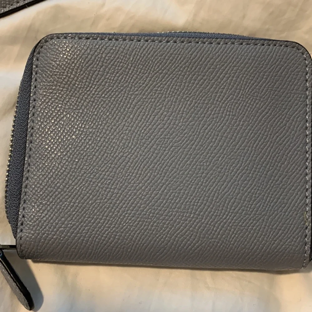 Wallet - Picture 2 of 7